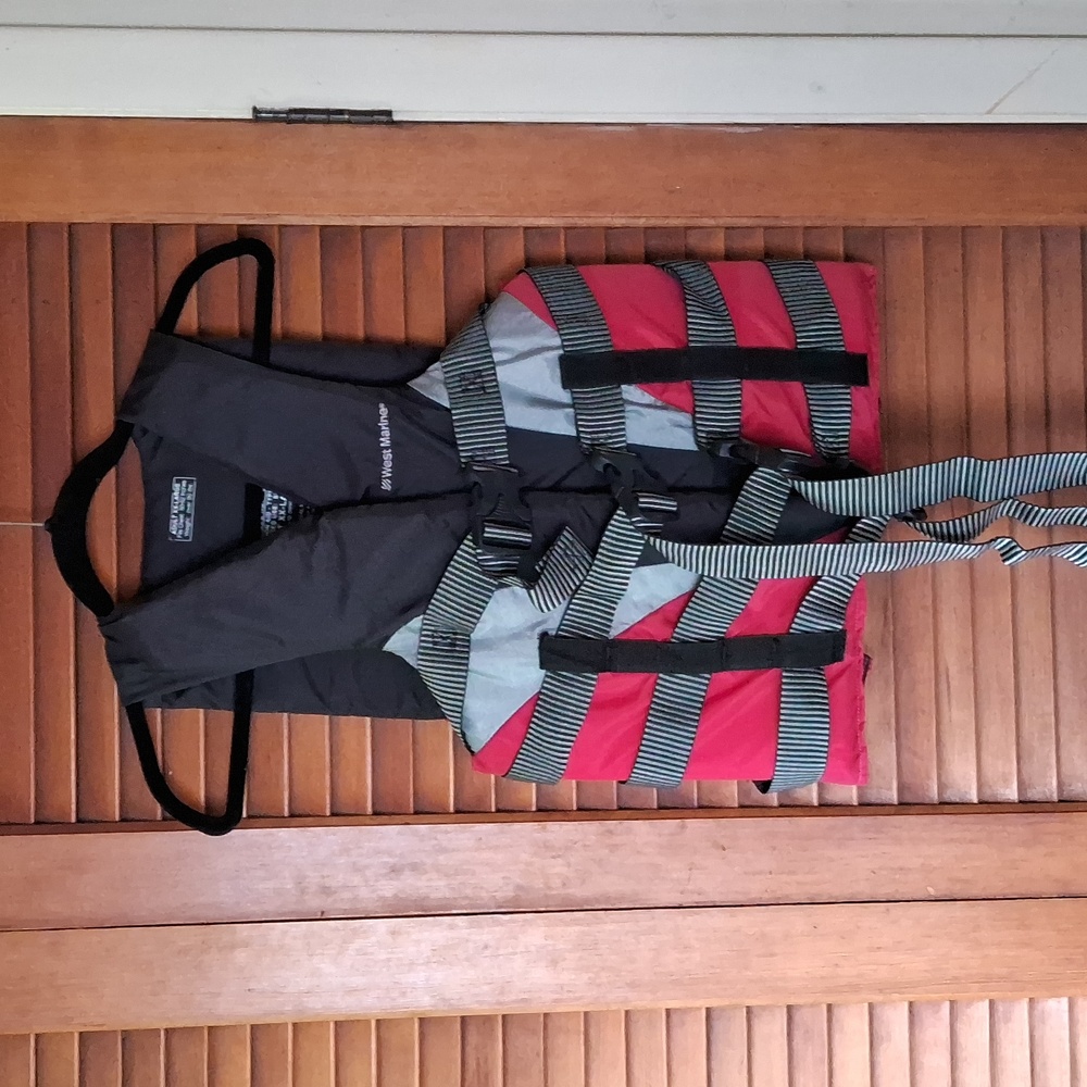 West Marine adult size XX large red and black ski vest